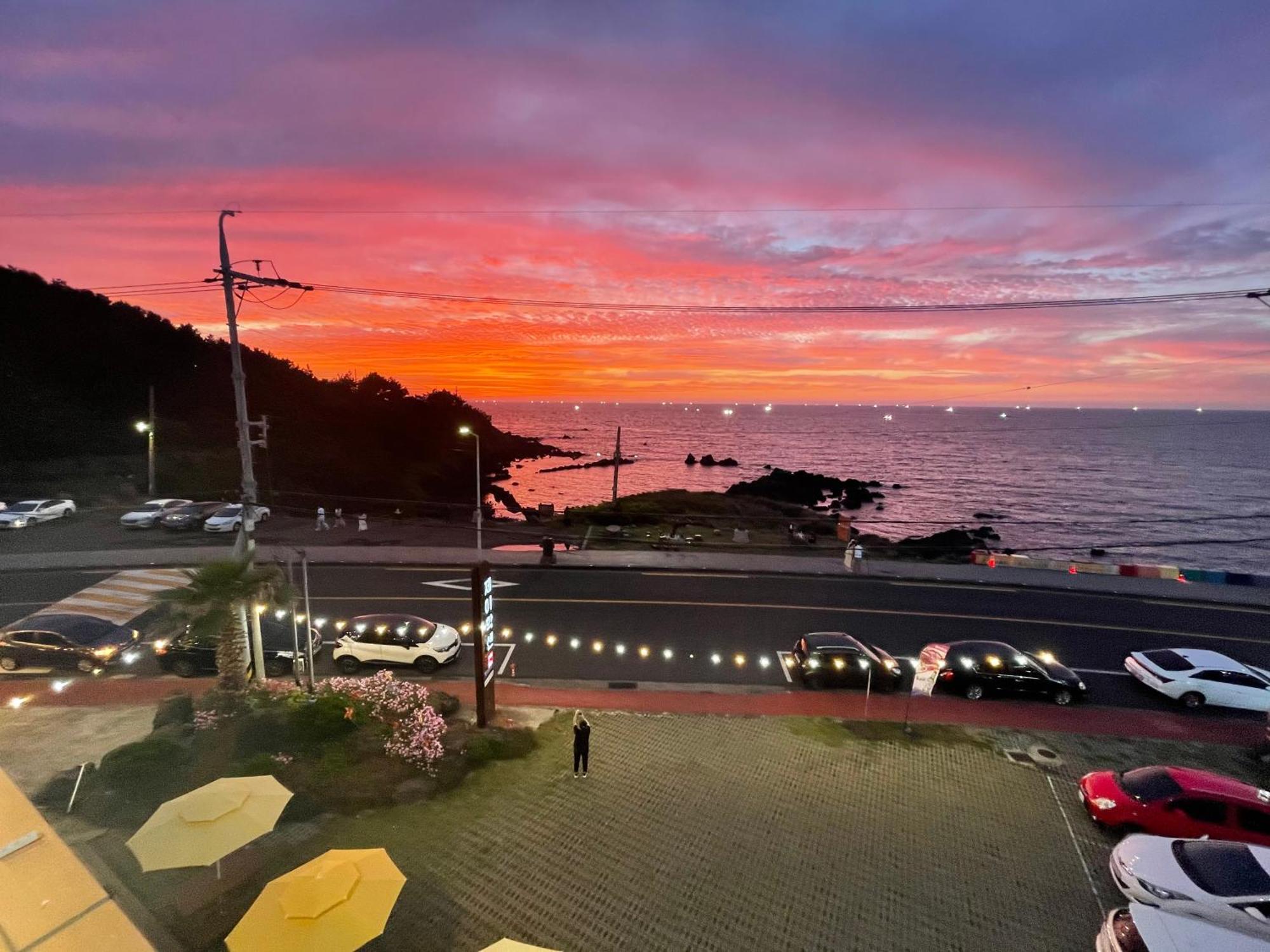 Jeju Airport Hostel Yesjun Exterior photo