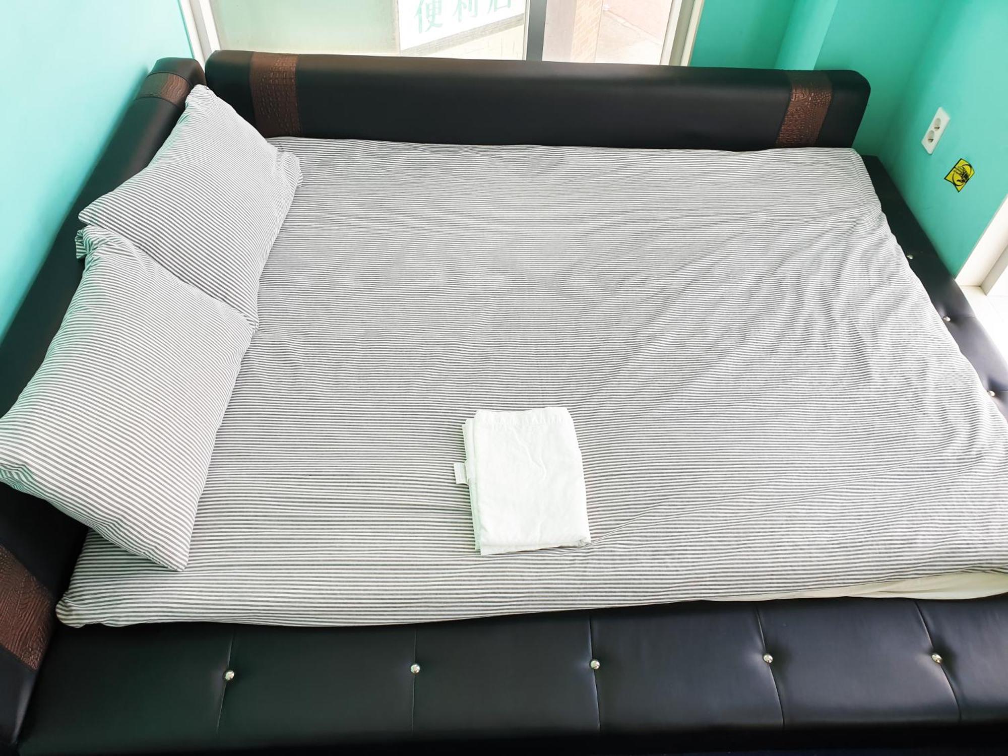 Jeju Airport Hostel Yesjun Exterior photo
