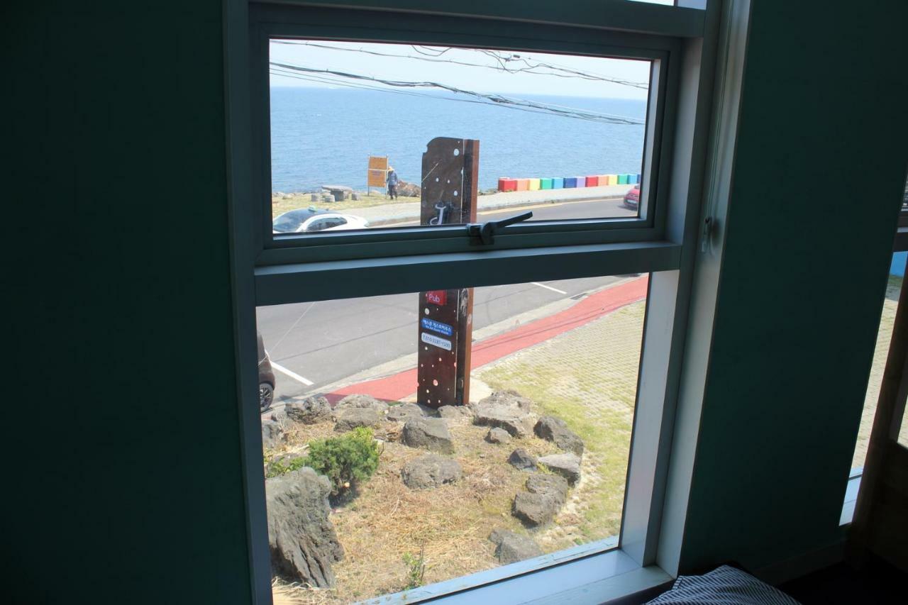 Jeju Airport Hostel Yesjun Exterior photo
